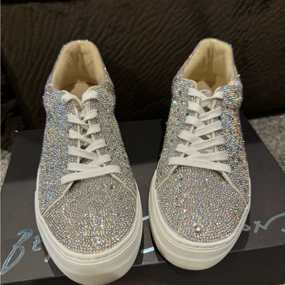 Betsey Johnson Sidny rhinestone sneakers Women’s 9